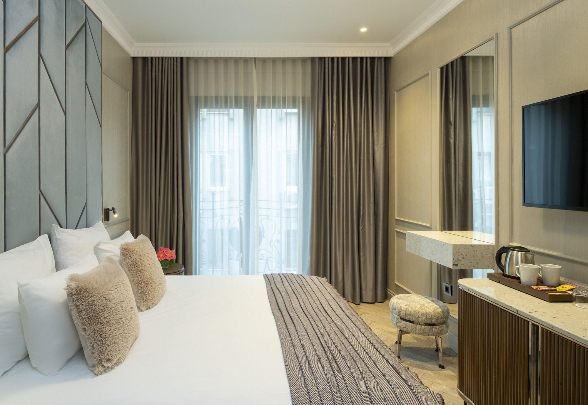 Hotel Nena อิสตันบูล ภายนอก รูปภาพ