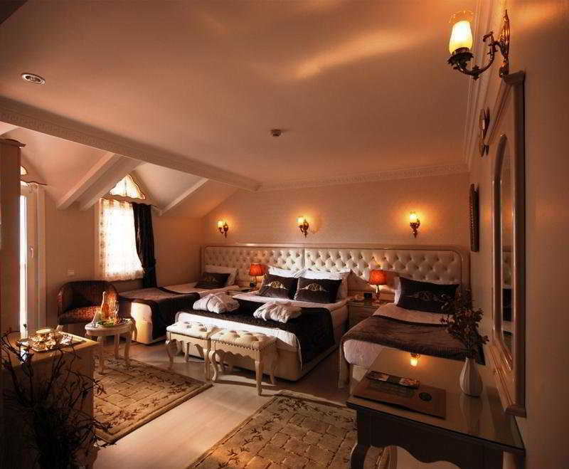 Hotel Nena อิสตันบูล ภายนอก รูปภาพ