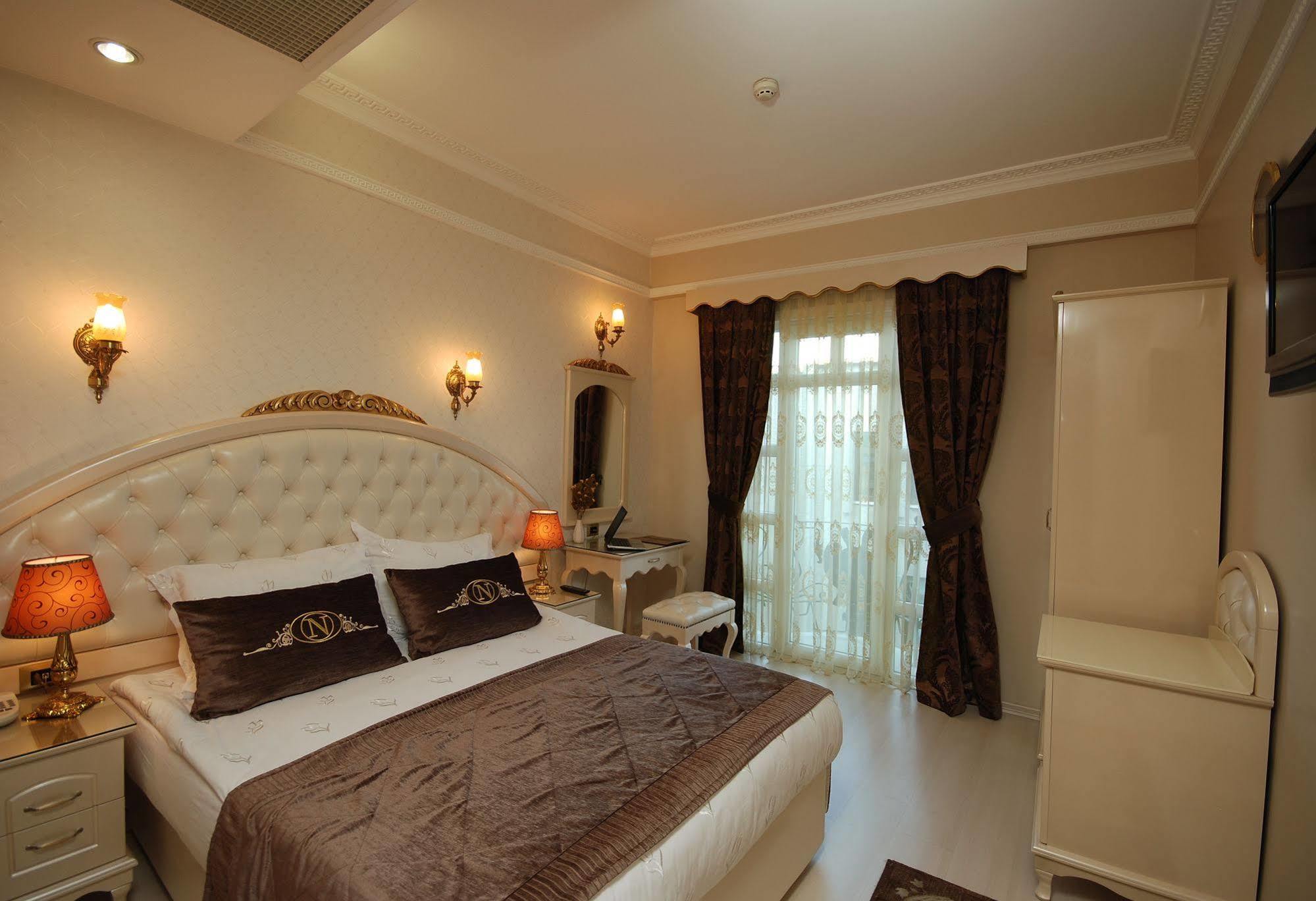 Hotel Nena อิสตันบูล ภายนอก รูปภาพ